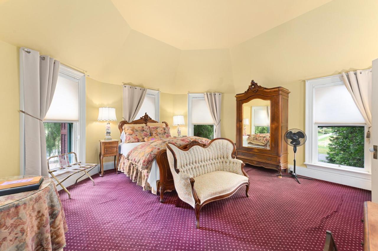 The Gables Wine Country Inn Санта-Роза Екстер'єр фото
