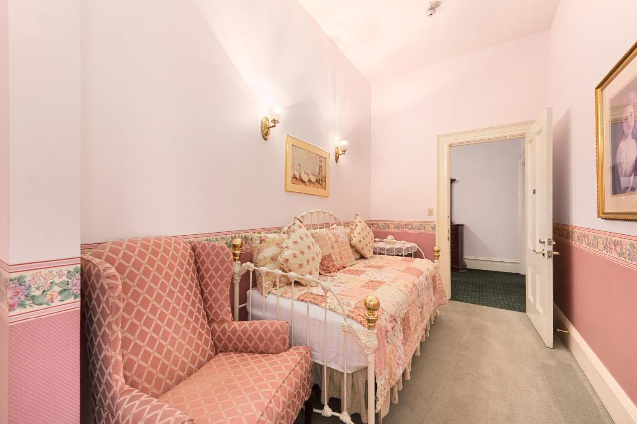 The Gables Wine Country Inn Санта-Роза Екстер'єр фото