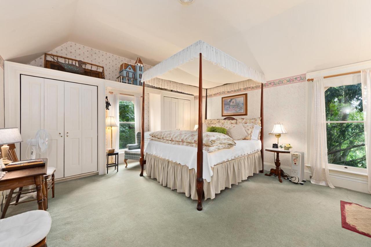 The Gables Wine Country Inn Санта-Роза Екстер'єр фото