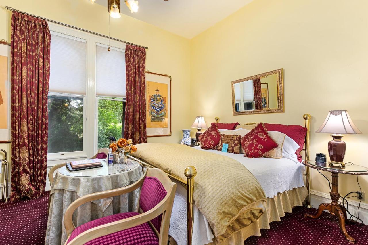 The Gables Wine Country Inn Санта-Роза Екстер'єр фото